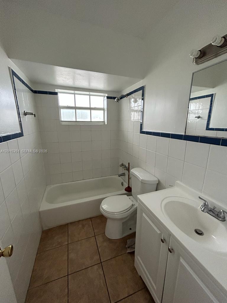 BELLE ISLE CONDO - Residential Lease