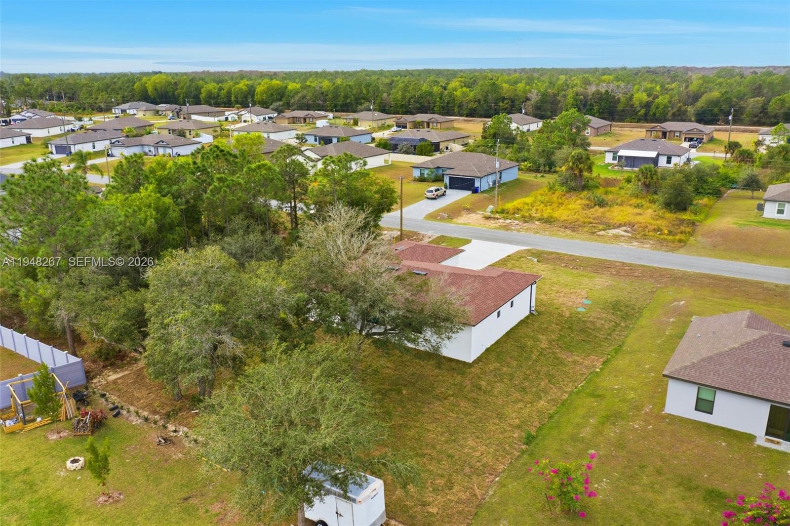 Mirror Lakes - Residential