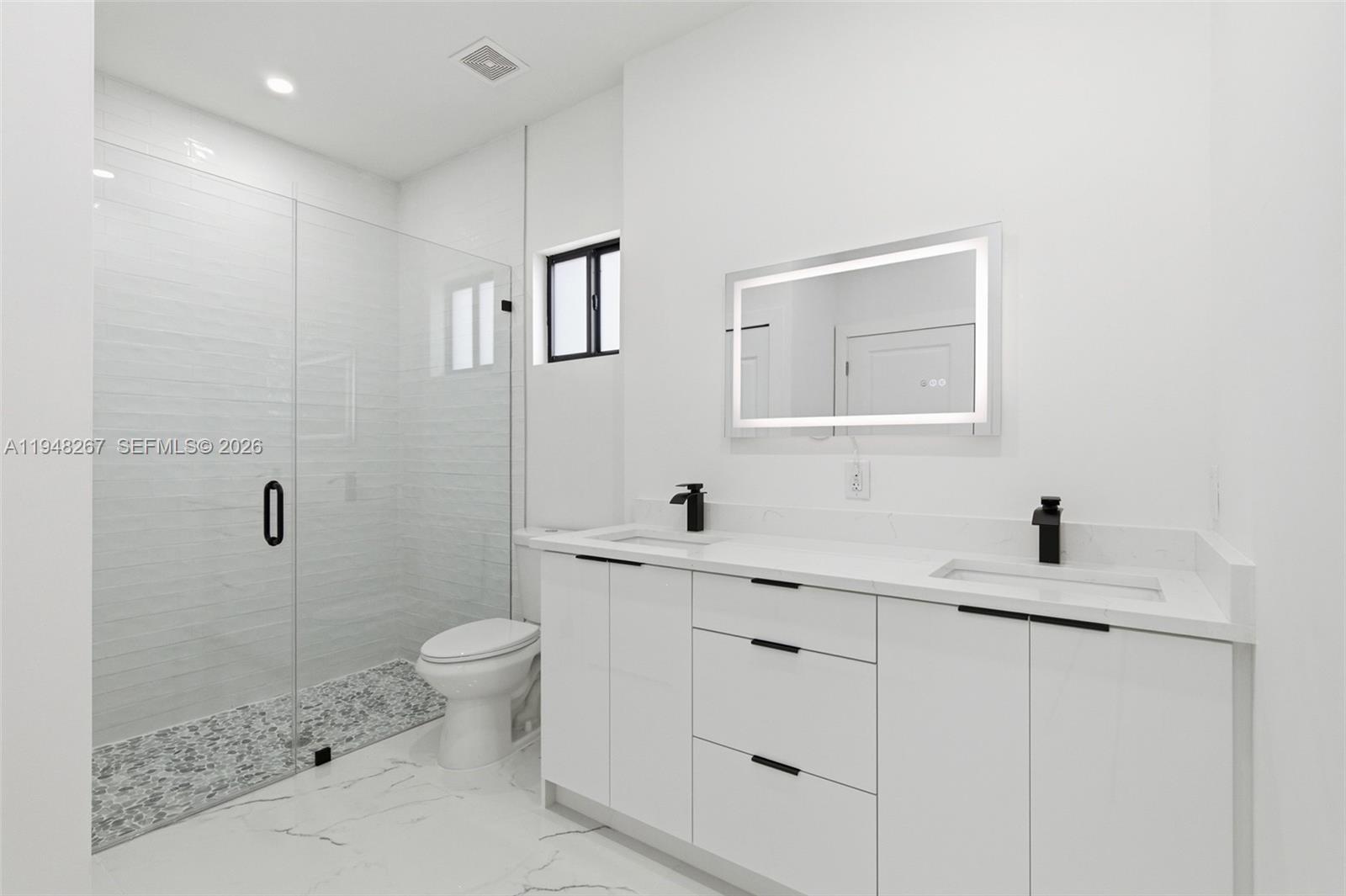 Mirror Lakes - Residential