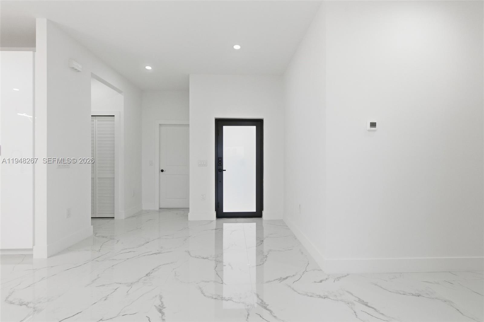 Mirror Lakes - Residential