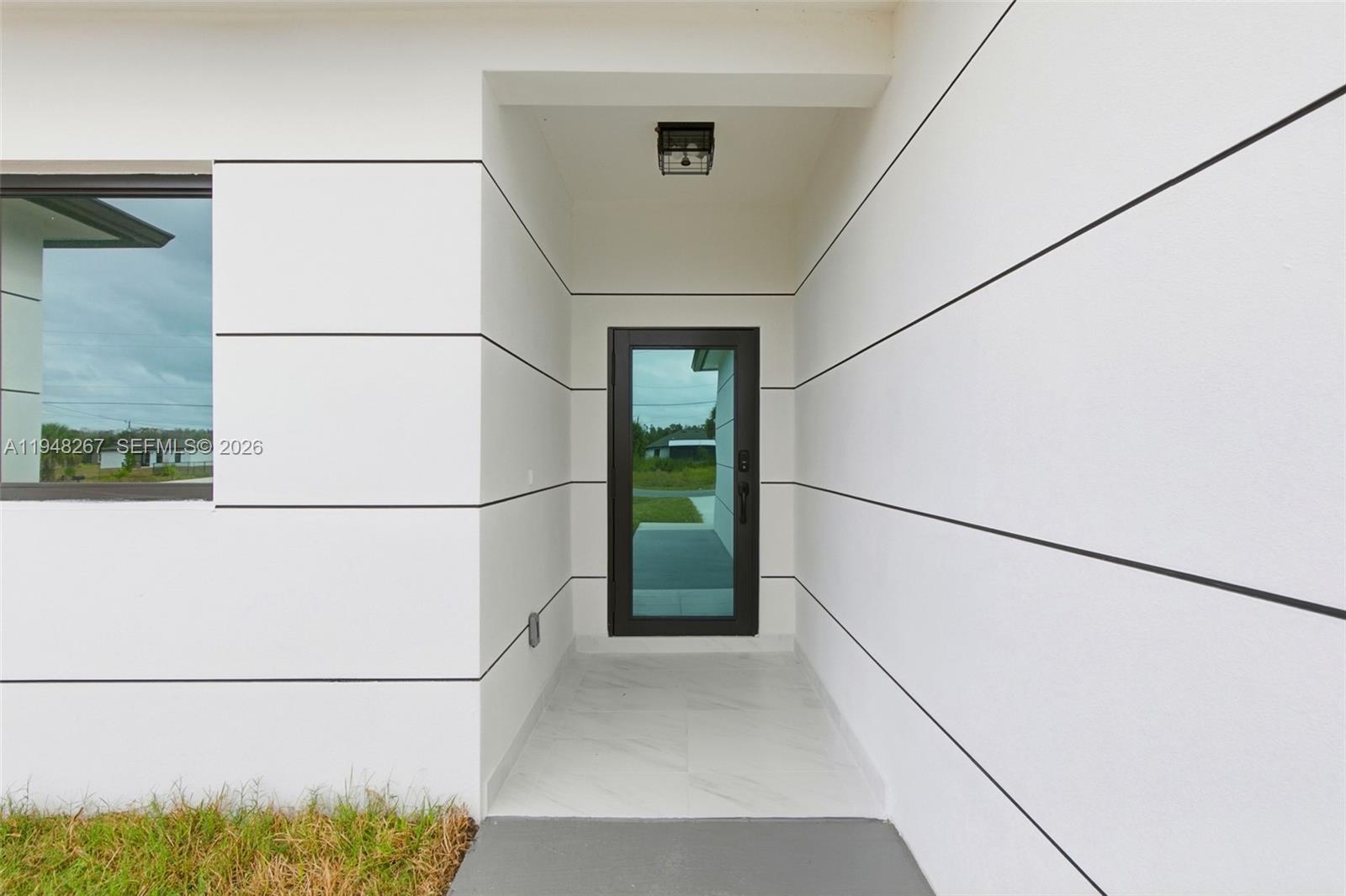 Mirror Lakes - Residential