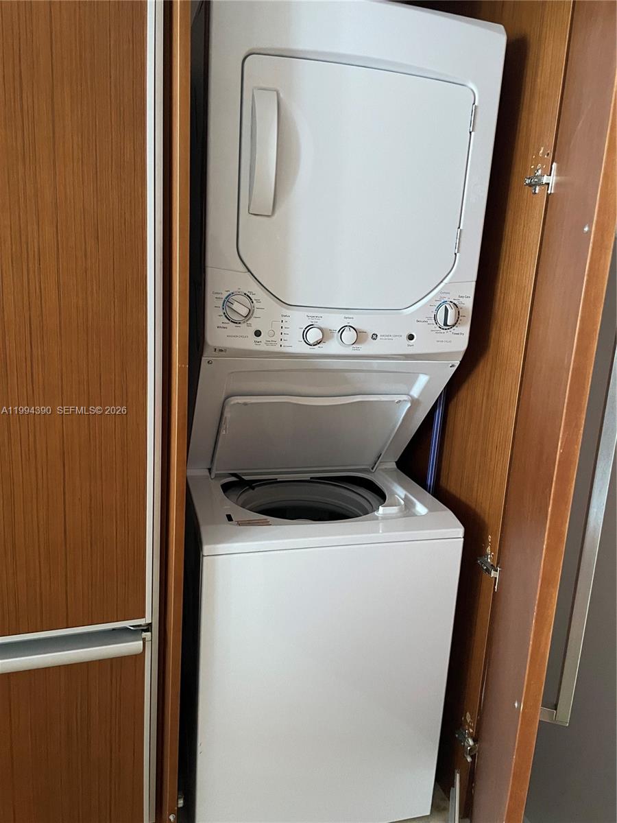 HARBOUR HOUSE - Residential Lease