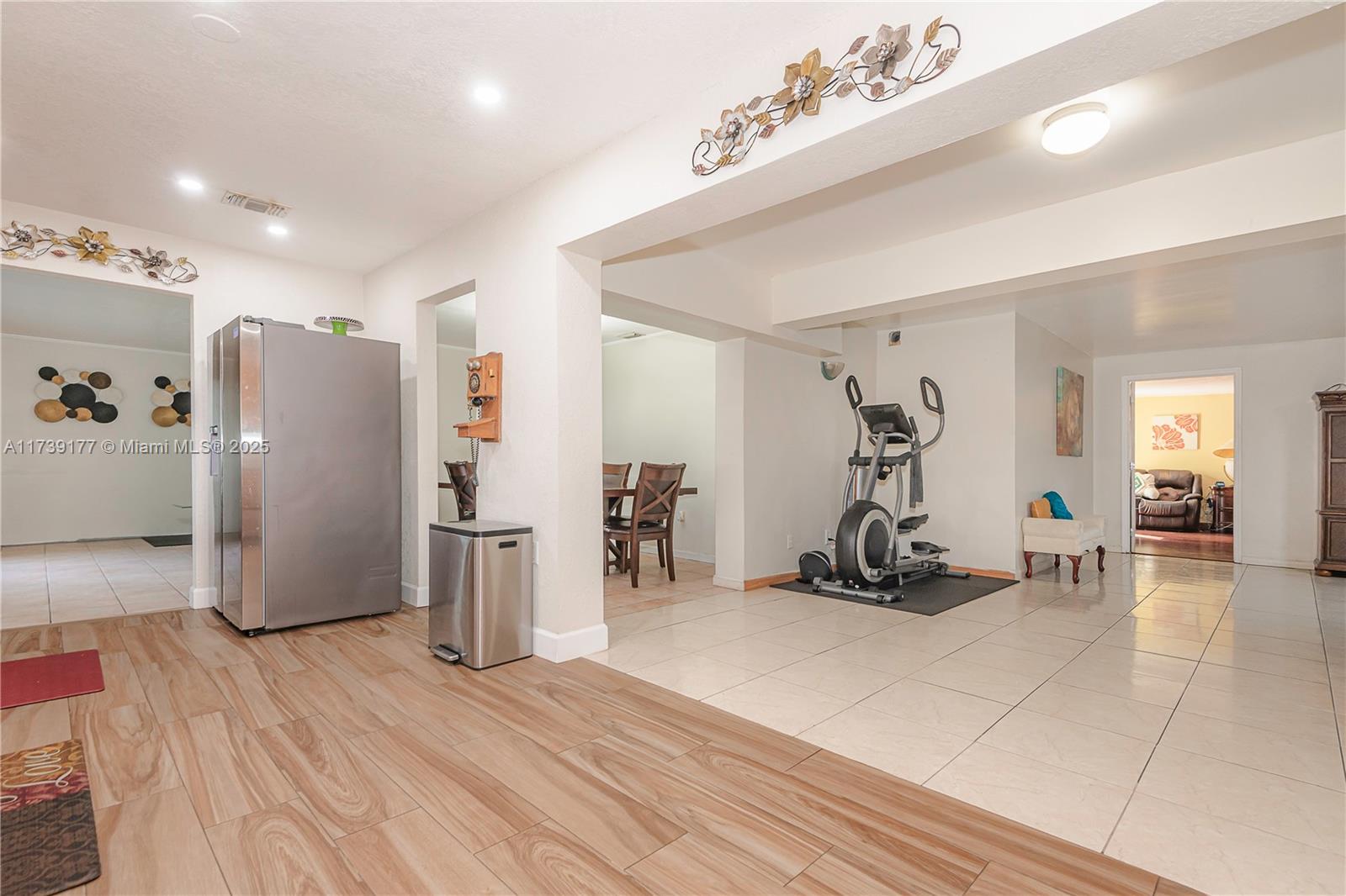 SUNRISE GOLF VILLAGE SEC - Residential