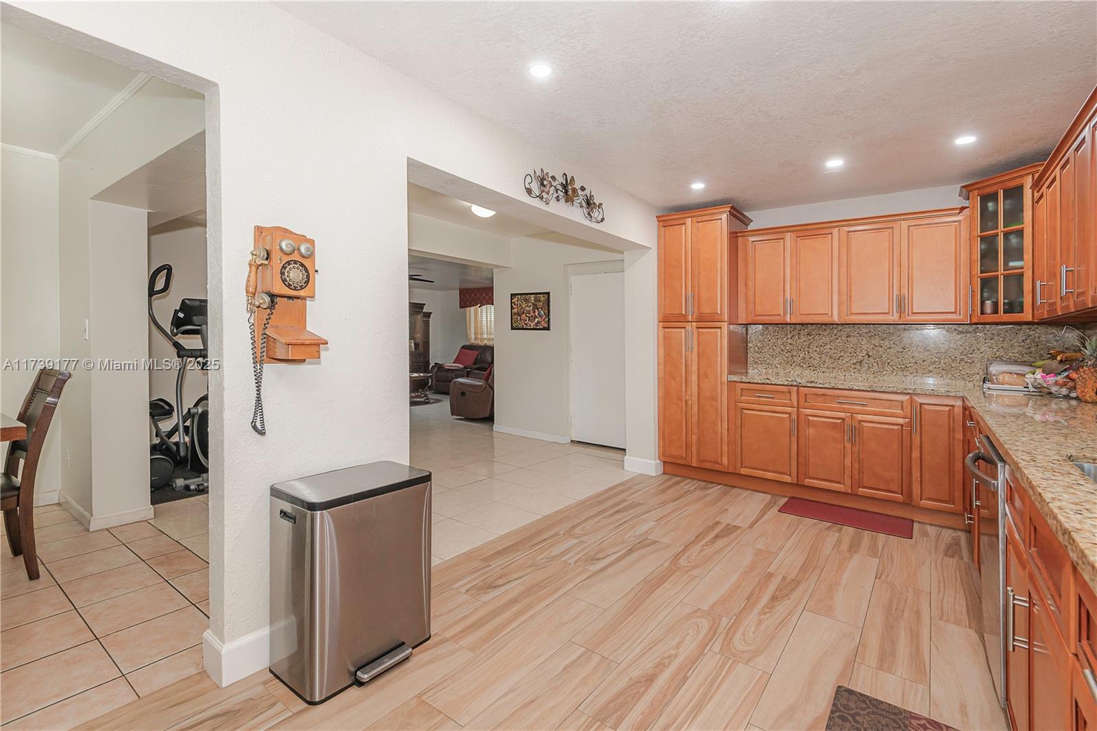 SUNRISE GOLF VILLAGE SEC - Residential