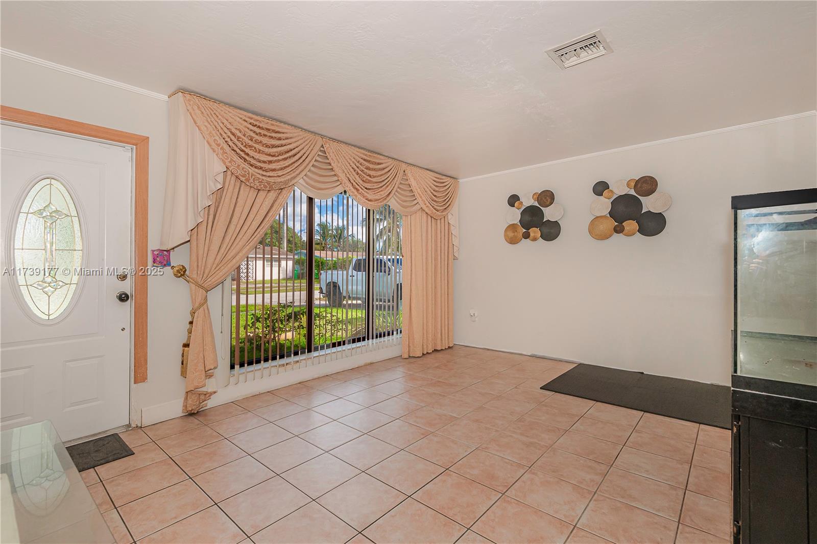 SUNRISE GOLF VILLAGE SEC - Residential