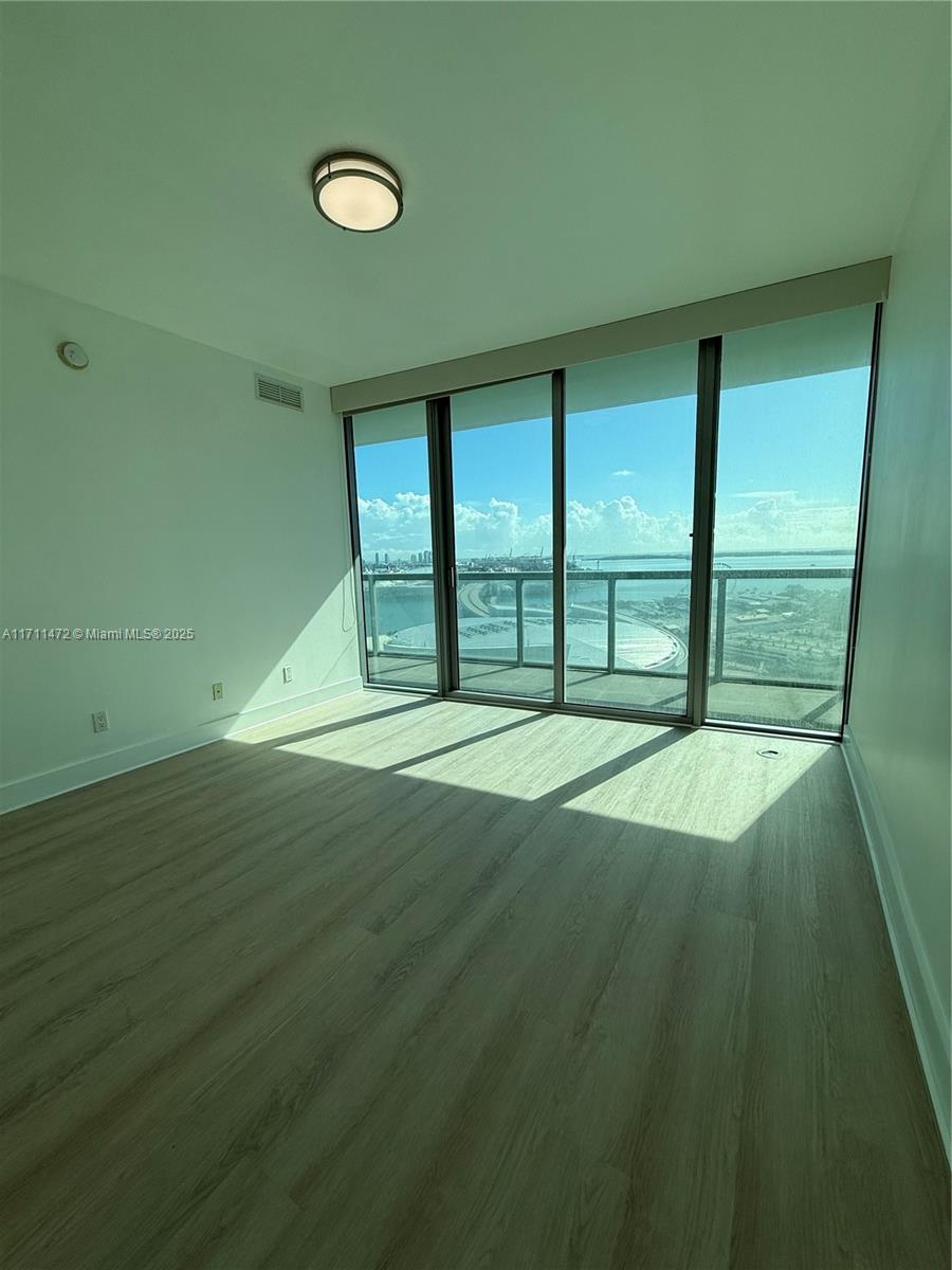 MARINABLUE CONDO - Residential Lease