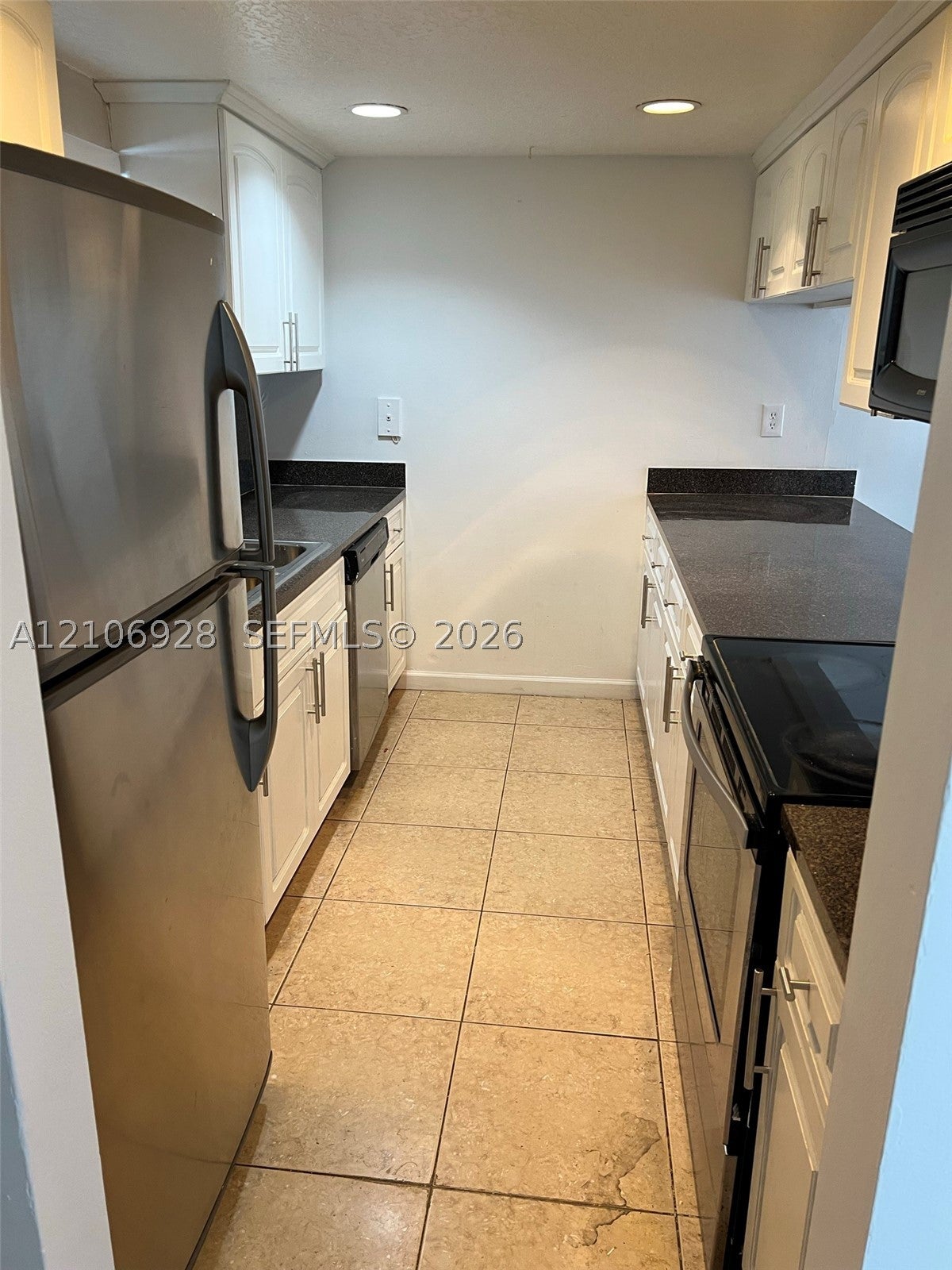 1900 N Congress Ave 411