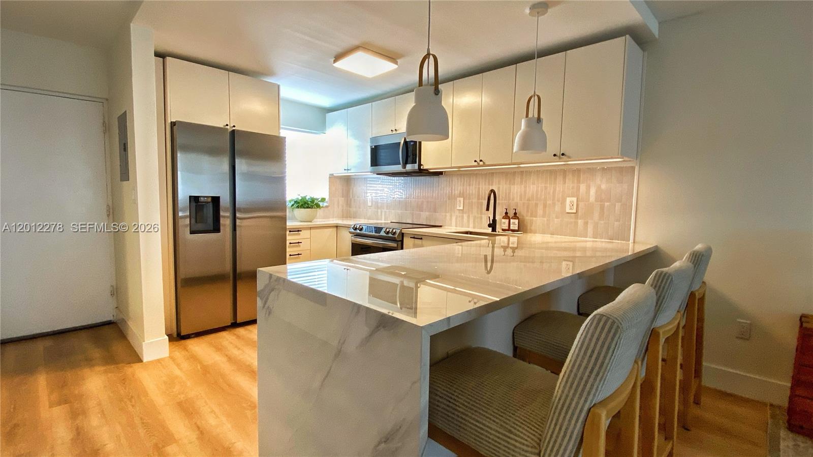 1331 Lincoln Rd 702