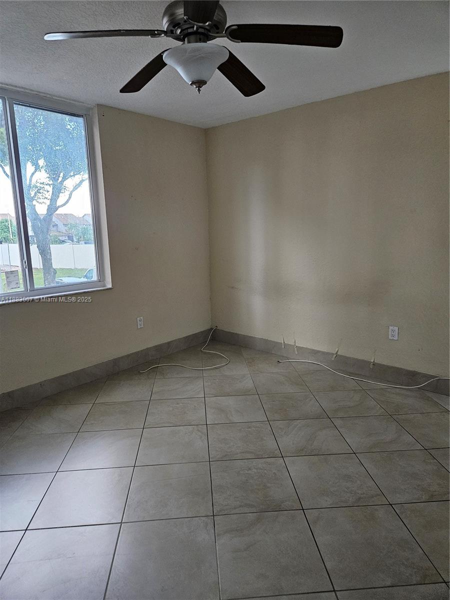 SAMARI LAKE EAST CONDO - Residential Lease