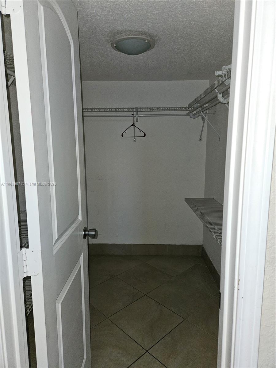 SAMARI LAKE EAST CONDO - Residential Lease