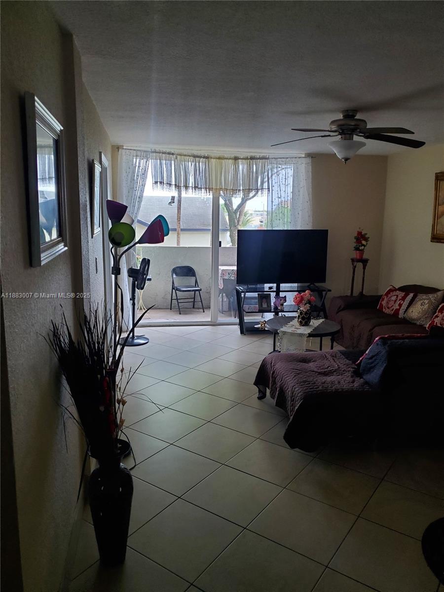 SAMARI LAKE EAST CONDO - Residential Lease