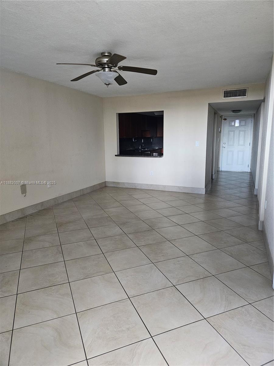 SAMARI LAKE EAST CONDO - Residential Lease