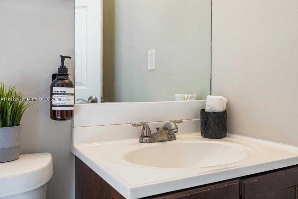 CROISSANT PARK - Residential Lease