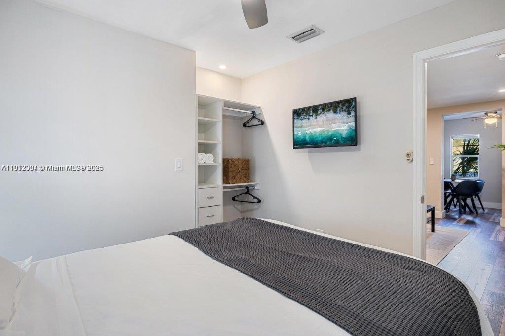 CROISSANT PARK - Residential Lease