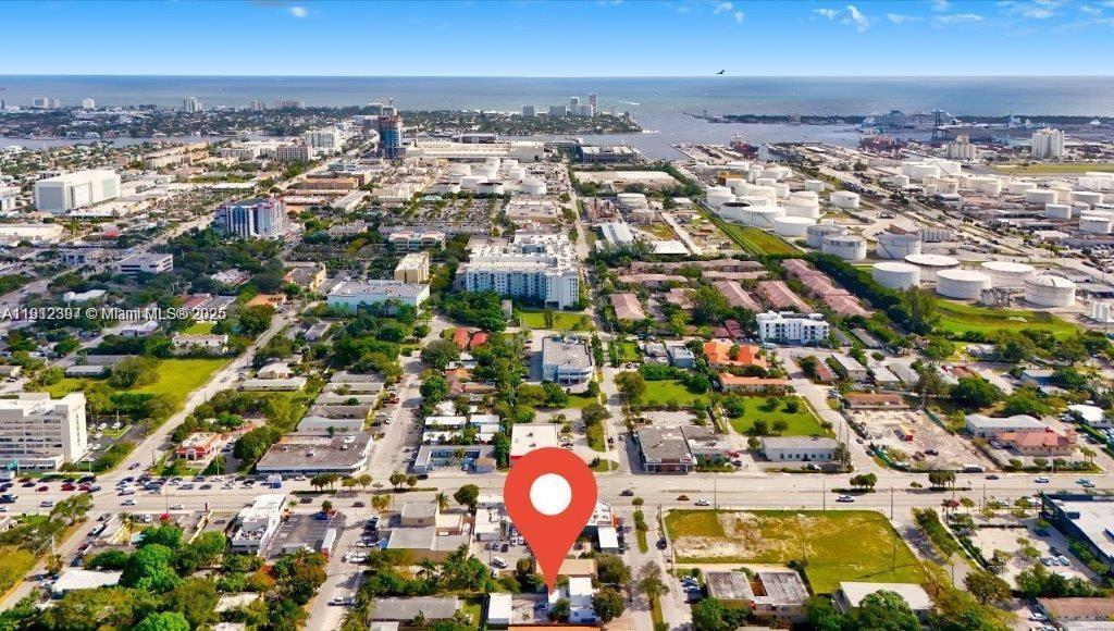 CROISSANT PARK - Residential Lease