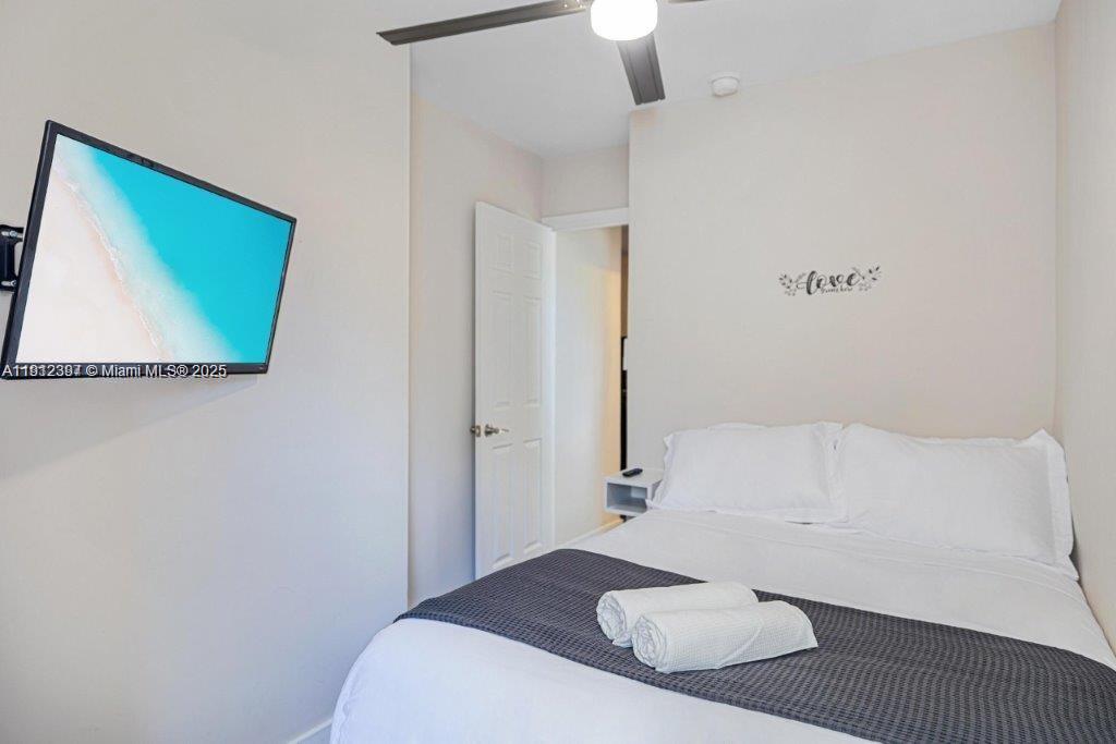 CROISSANT PARK - Residential Lease