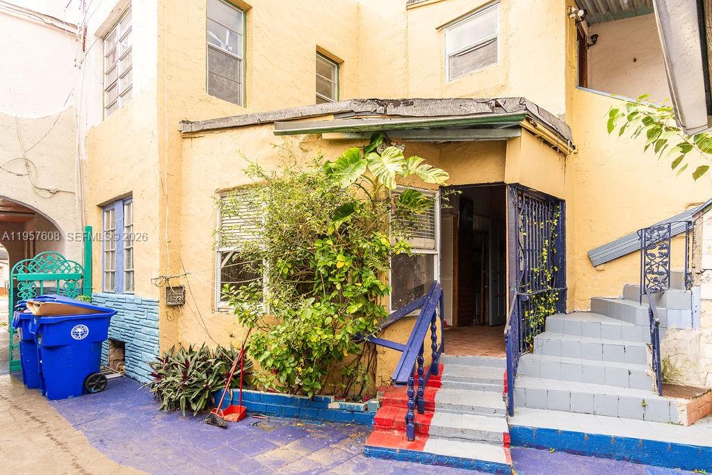 PALM GROVE - Residential