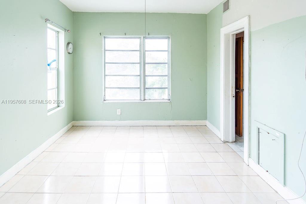 PALM GROVE - Residential