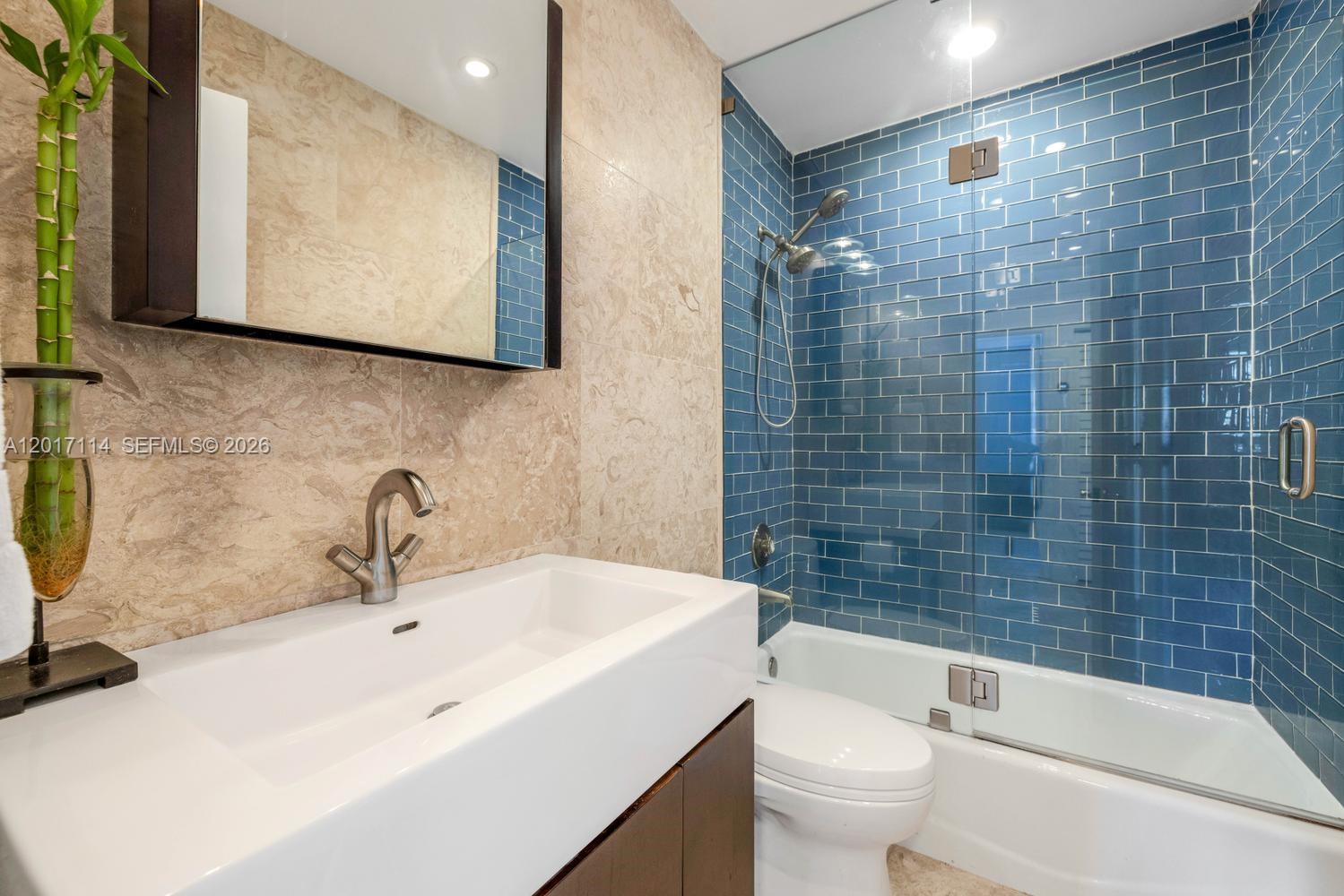 LIMEWOOD GROVE - Residential