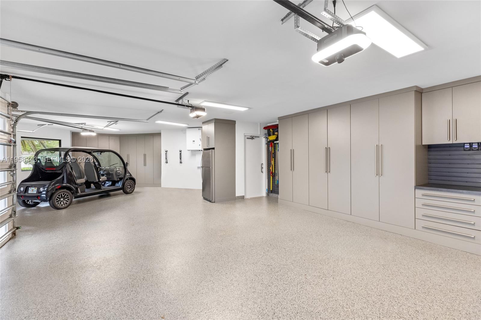 WINDMILL RANCH ESTATES - Residential