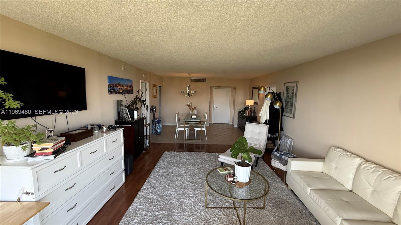 THE PALM BAY YACHT CLUB C - Residential Lease