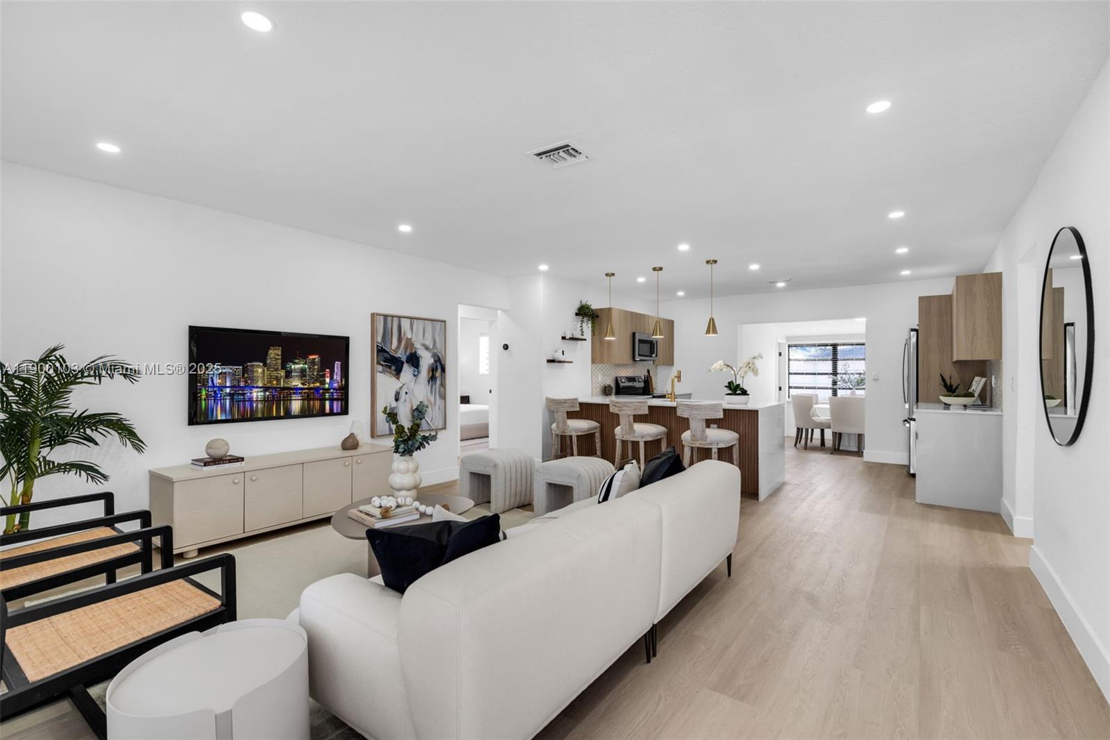 BOULEVARD GARDENS FIRST A - Residential