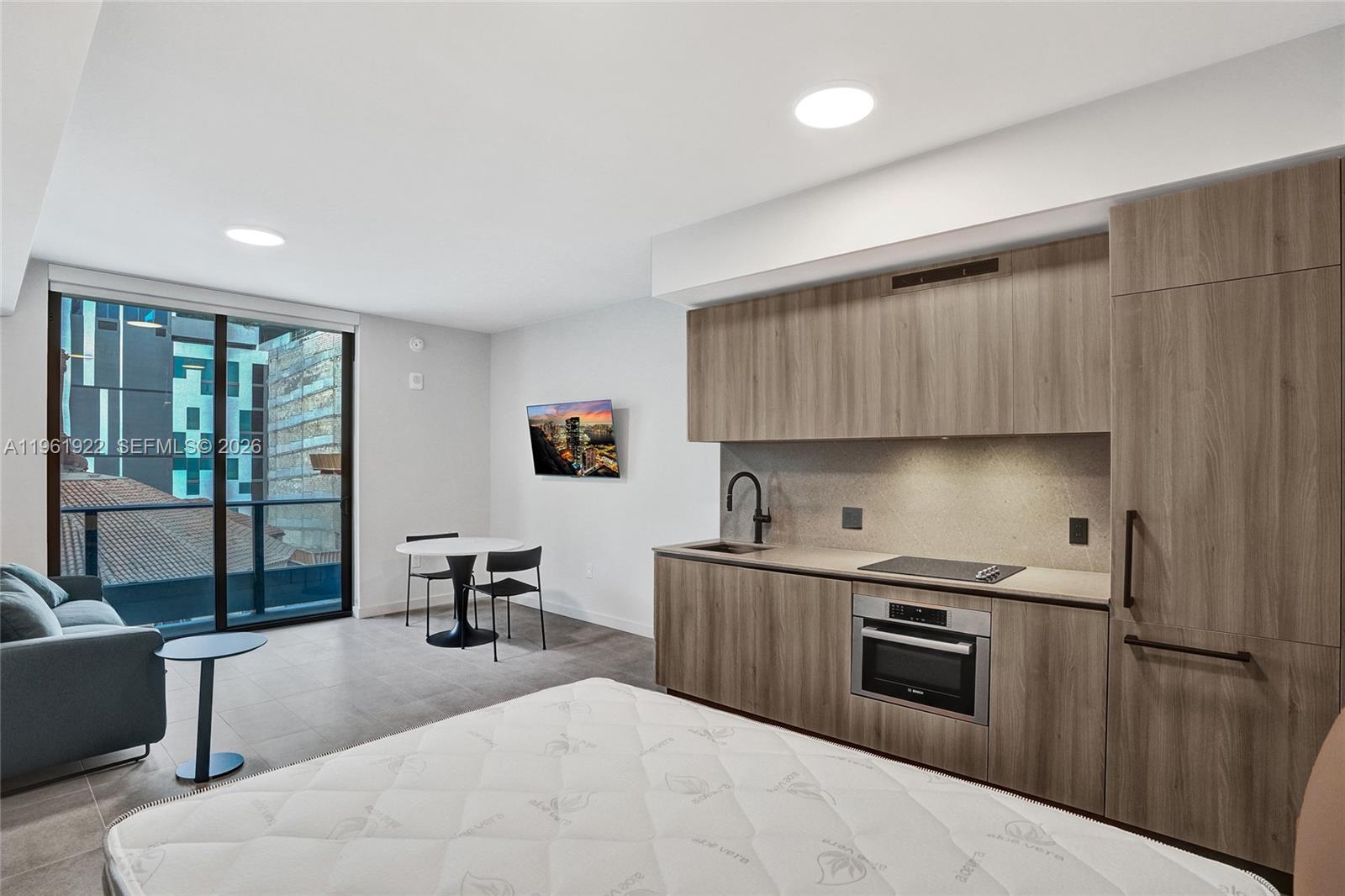 501 First Residences - Residential