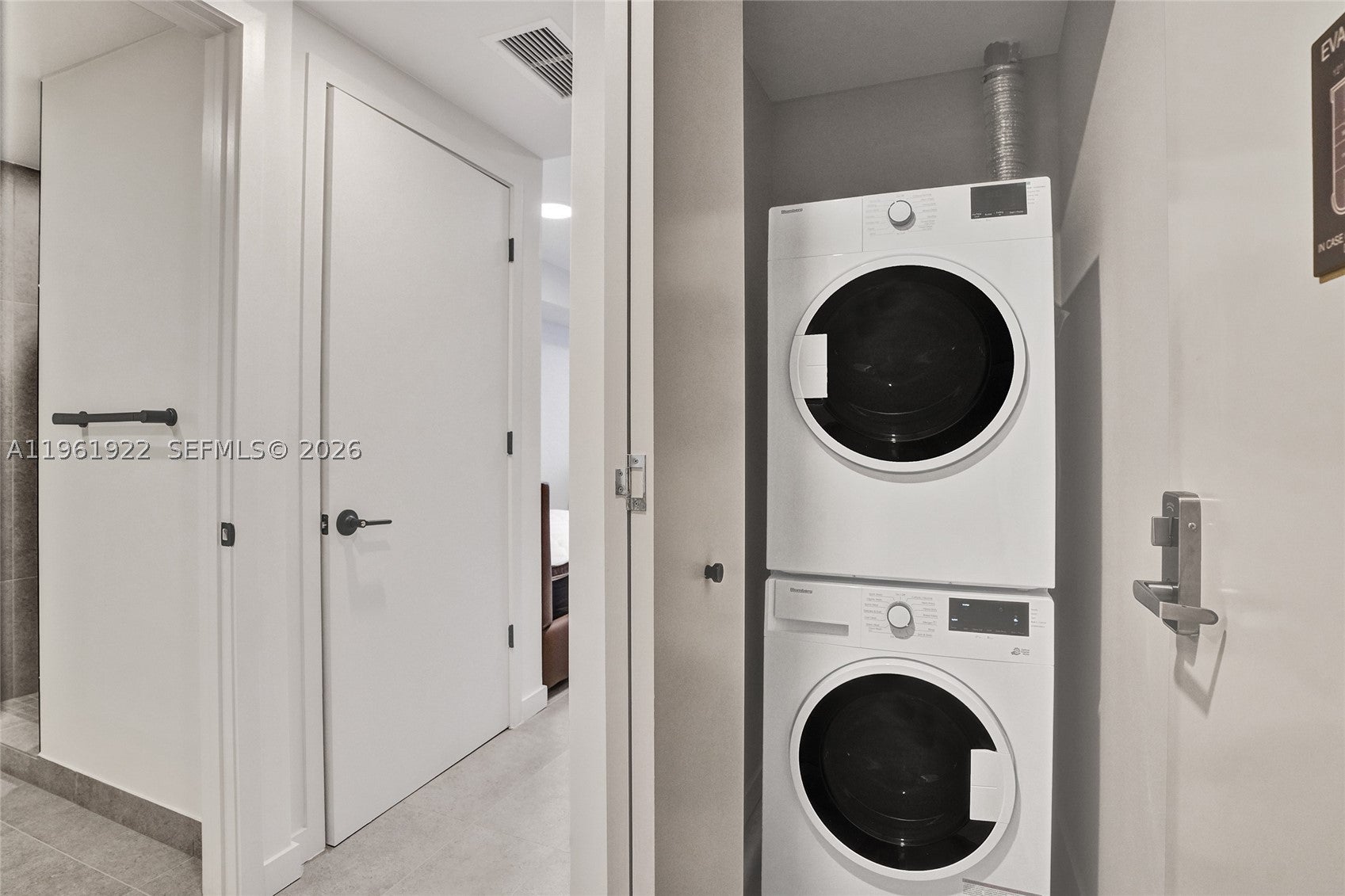 121 NE 5th Street 807