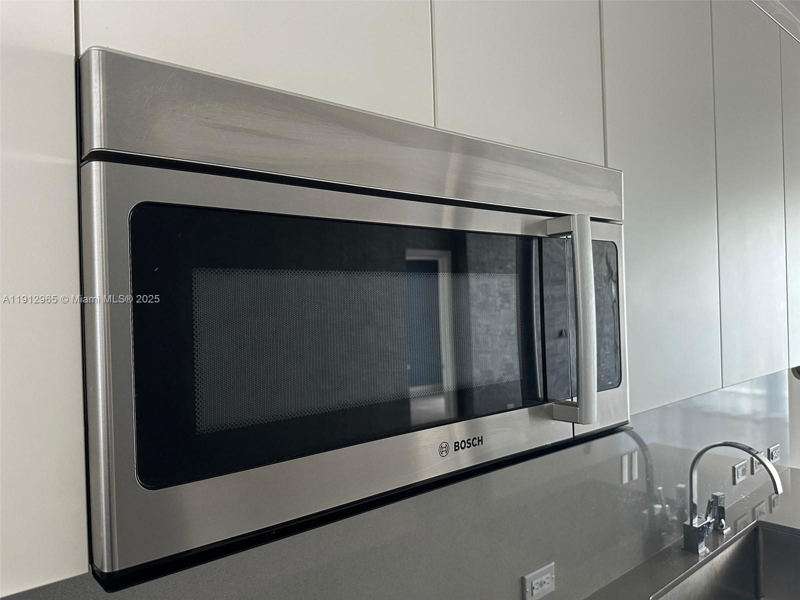 REACH BRICKELL CITY CENTER - Residential Lease