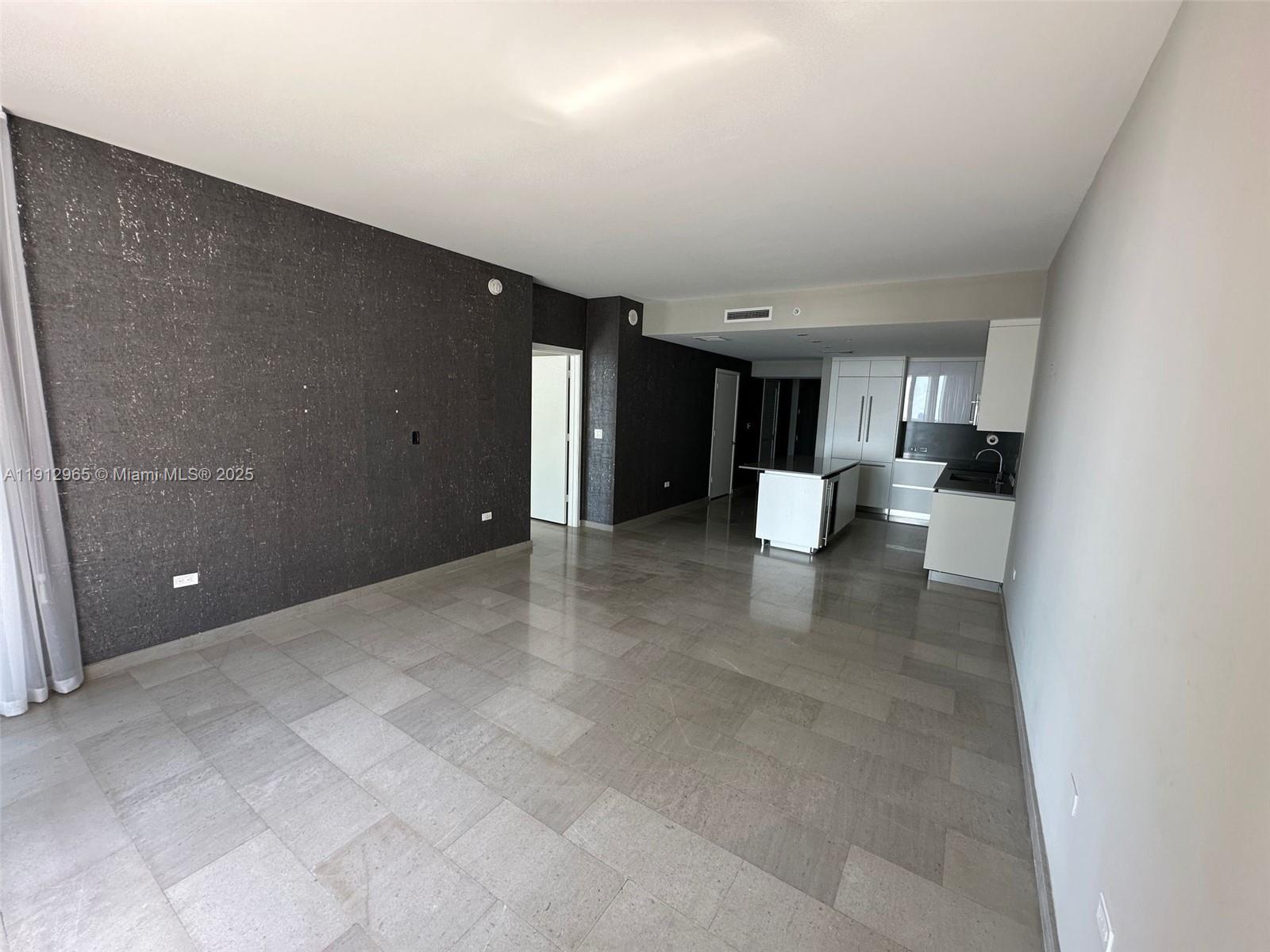 REACH BRICKELL CITY CENTER - Residential Lease