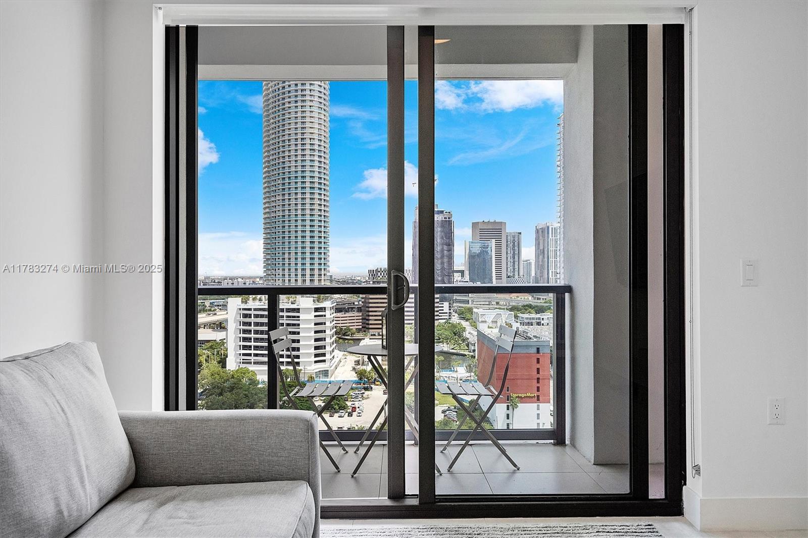Smart Brickell - Residential
