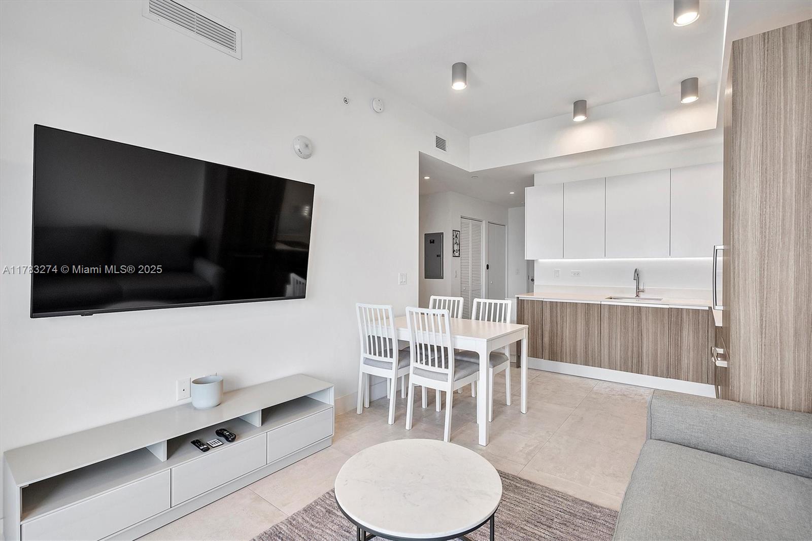 Smart Brickell - Residential