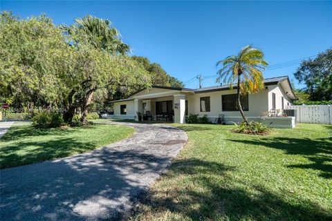 A home in Pinecrest