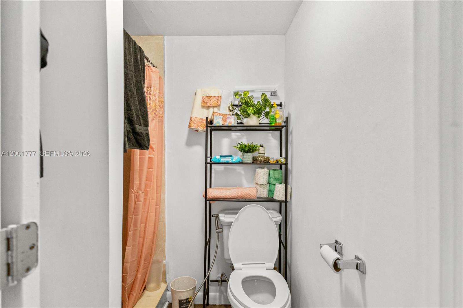 SUNNY LAKE ESTS 1ST ADDN - Residential