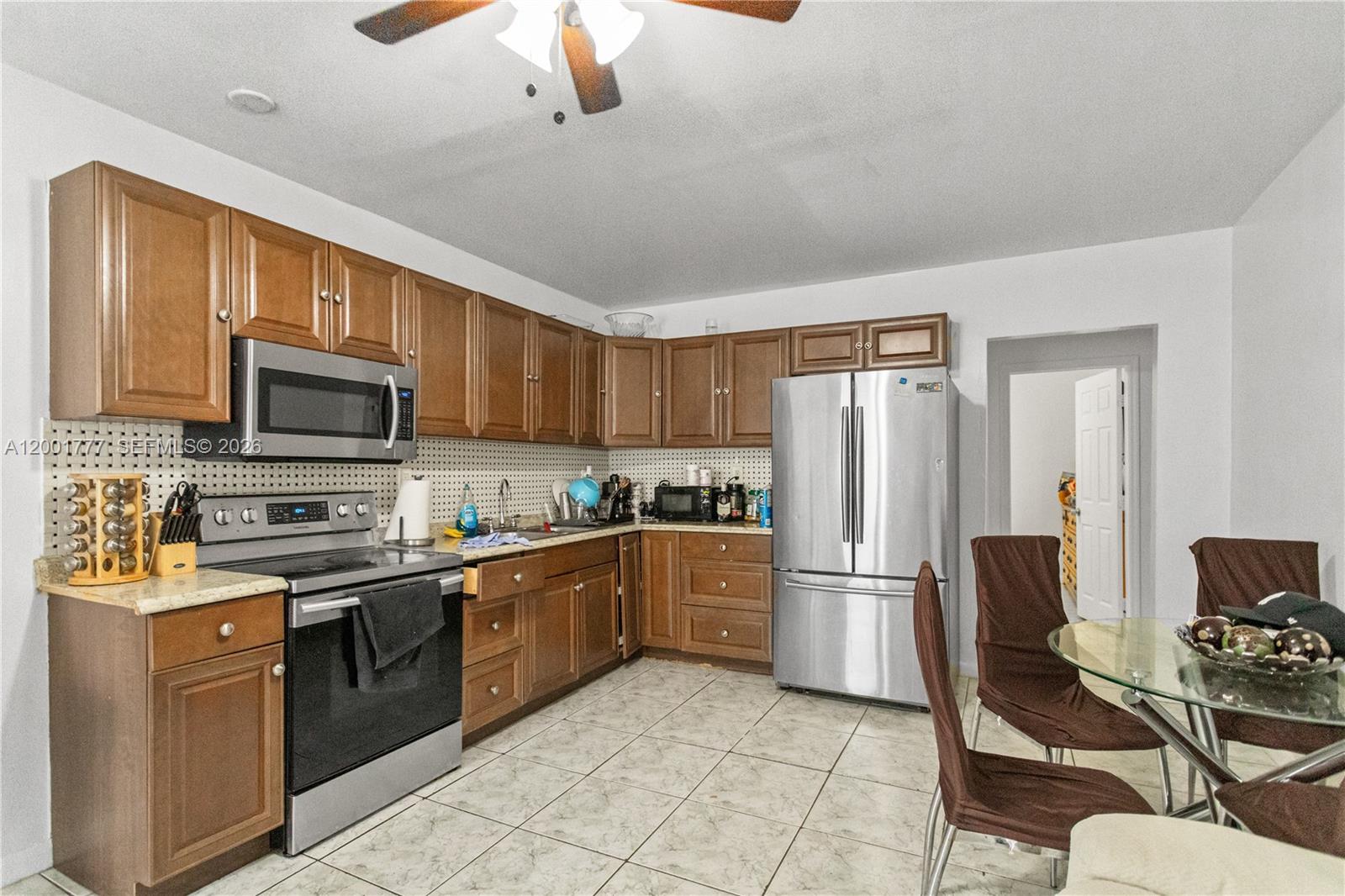 SUNNY LAKE ESTS 1ST ADDN - Residential