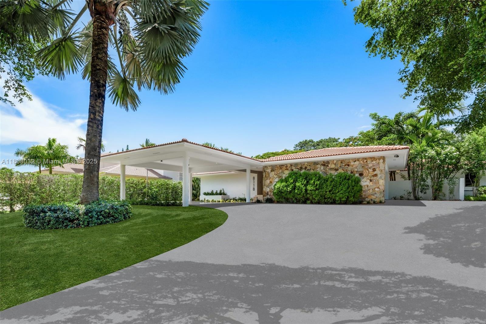 Rental Property at 8118 Los Pinos Blvd, Coral Gables, Broward County, Florida - Bedrooms: 4 
Bathrooms: 5  - $15,900 MO.