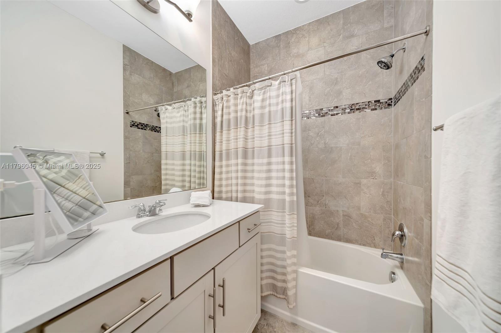 Artesia Sawgrass Lakes - Residential