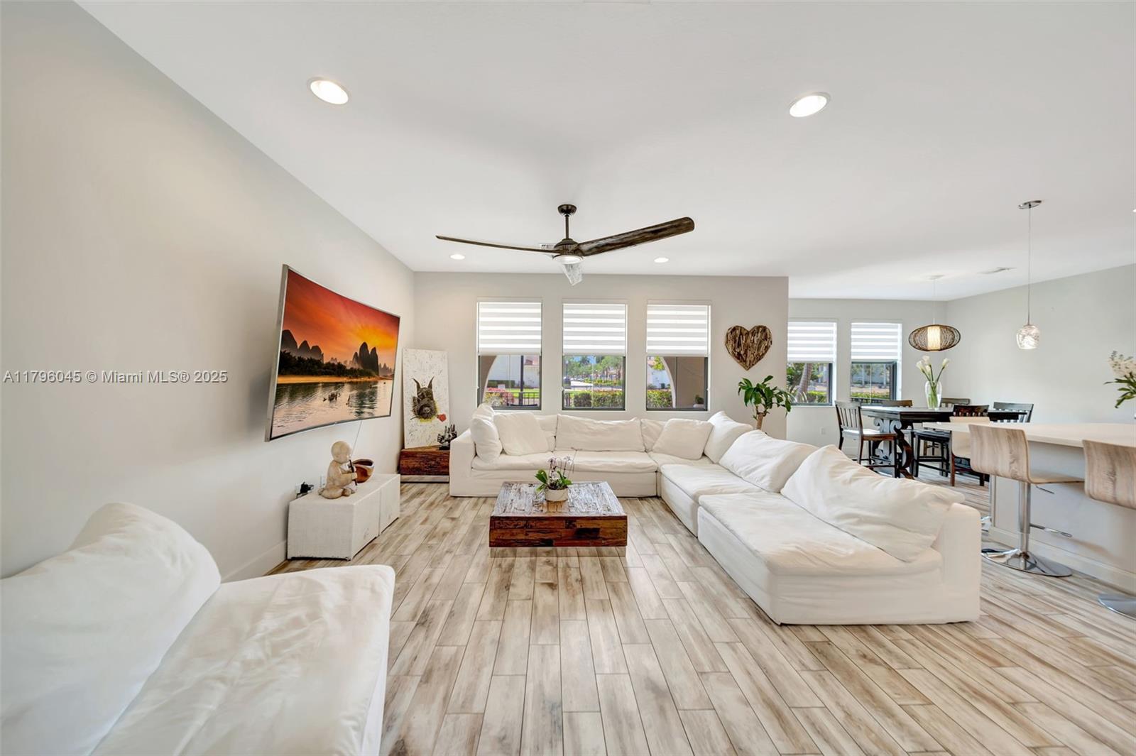 12512 NW 32nd Mnr