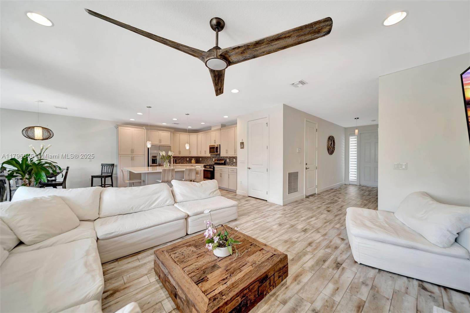 12512 NW 32nd Mnr