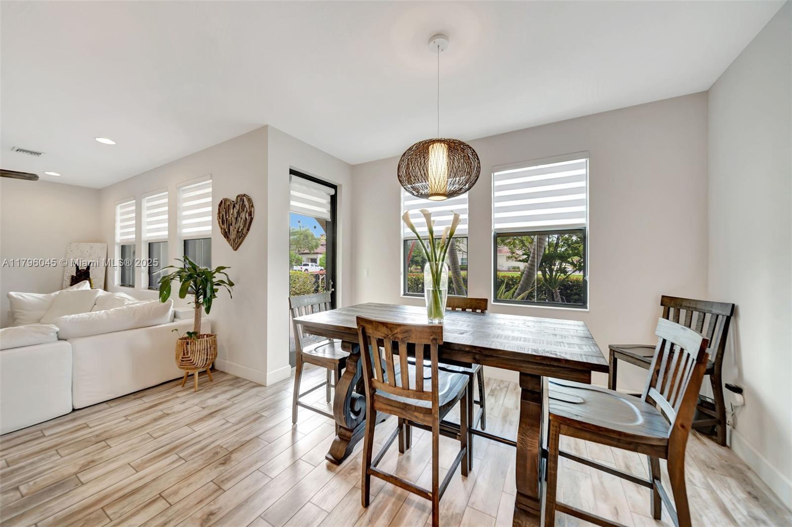 Artesia Sawgrass Lakes - Residential