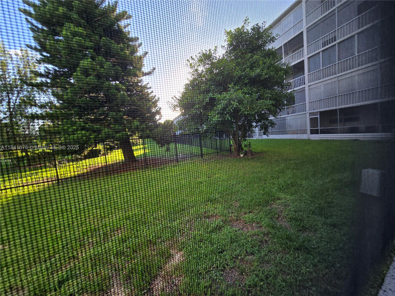 HILLCREST COUNTRY CLUB #1 - Residential Lease