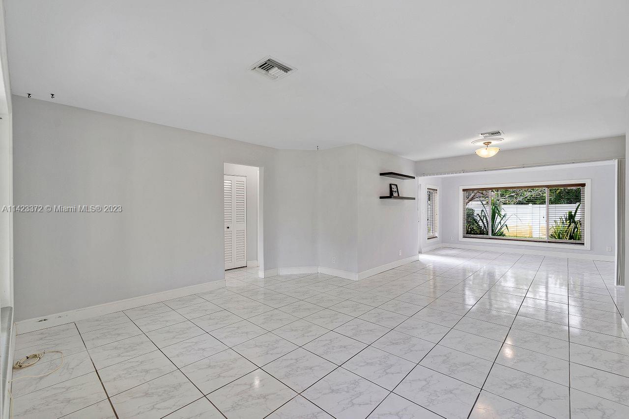 PEARL ESTATES - Residential