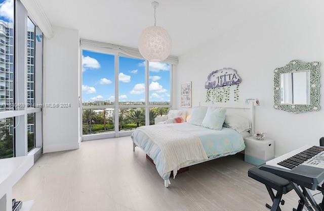 10295 COLLINS AVE RESDNTA - Residential