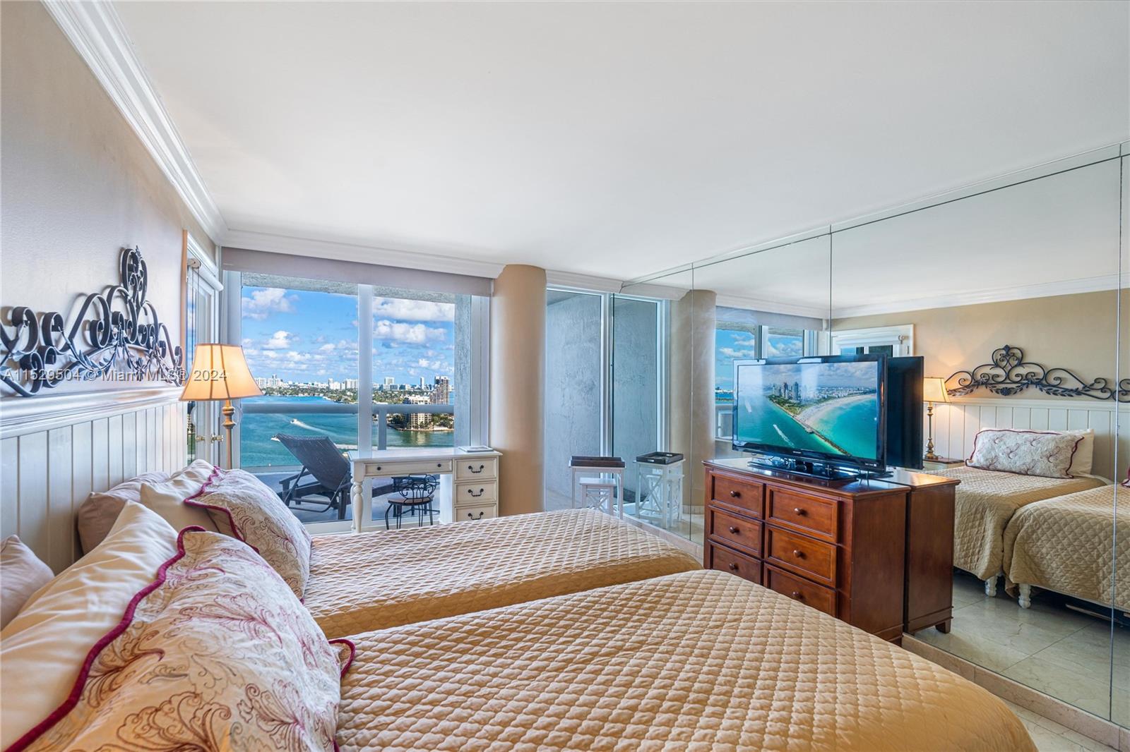 VENETIA CONDO - Residential