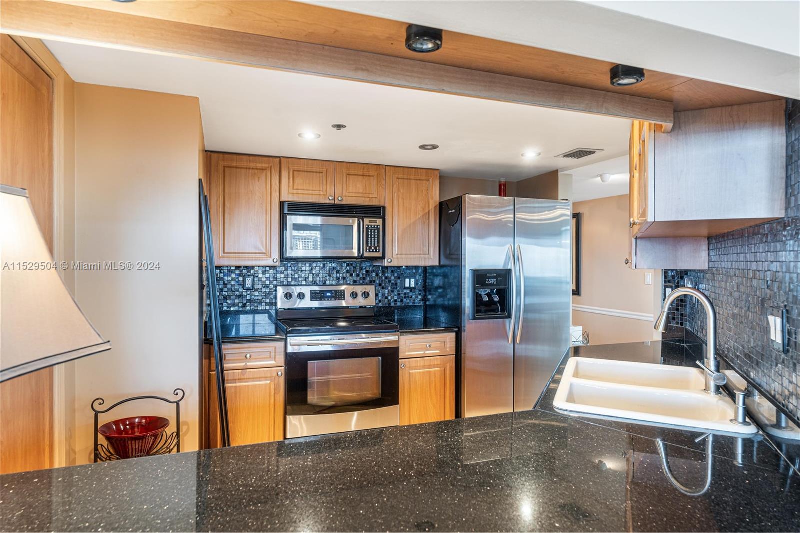 VENETIA CONDO - Residential