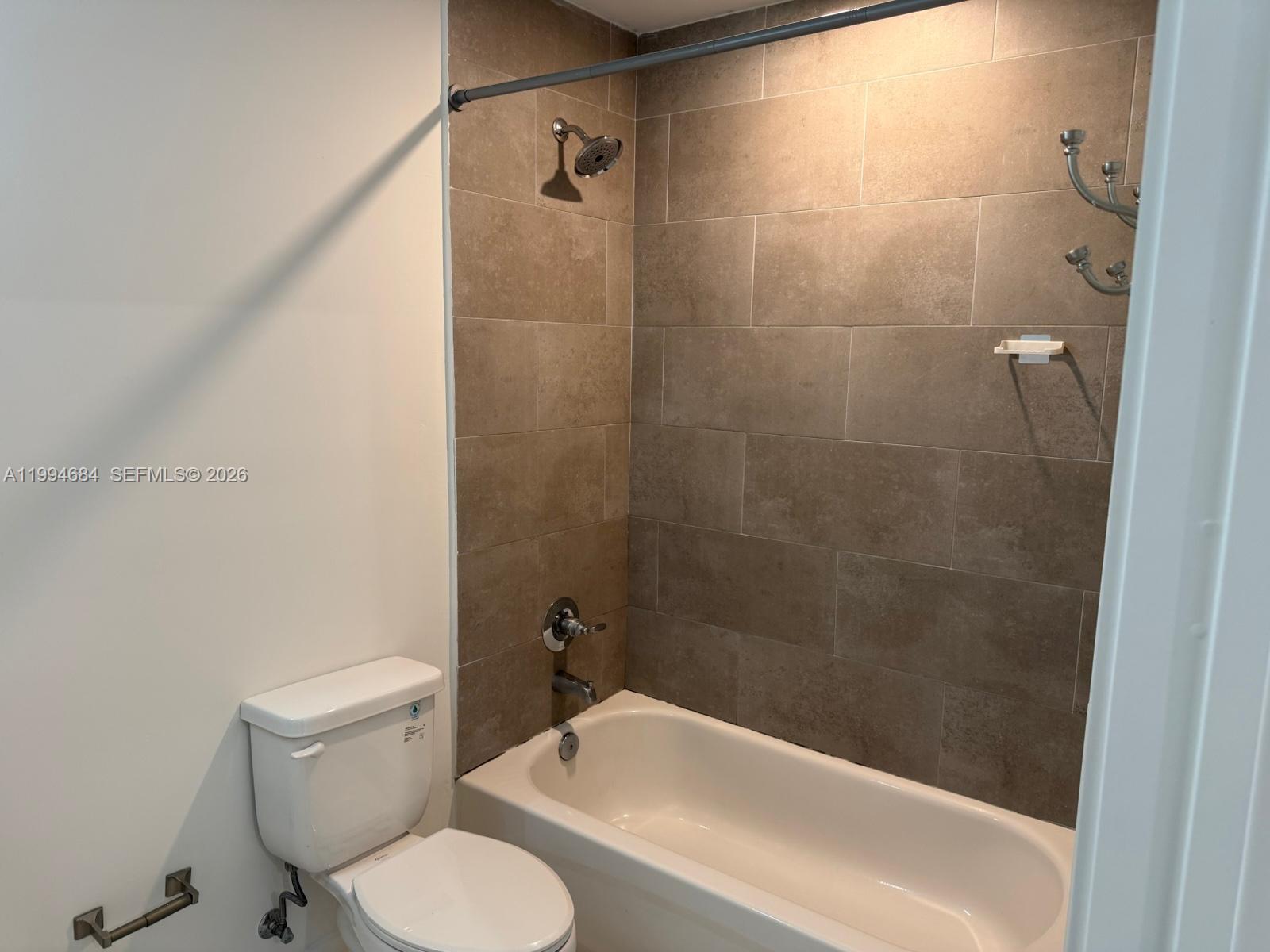 CITY OF MIAMI SOUTH - Residential Lease