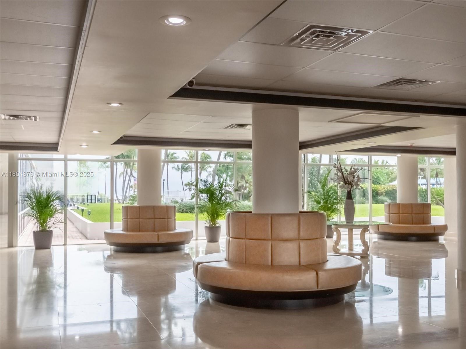 THE CARRIAGE CLUB NORTH - Residential