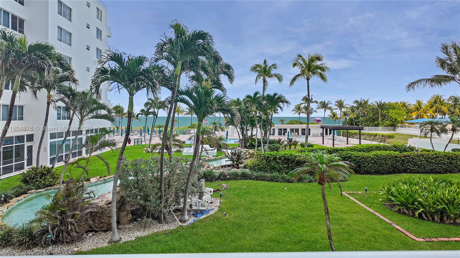Property for Sale at 5005 Collins Ave 212, Miami Beach, Miami-Dade County, Florida - Bedrooms: 1 
Bathrooms: 2  - $399,000