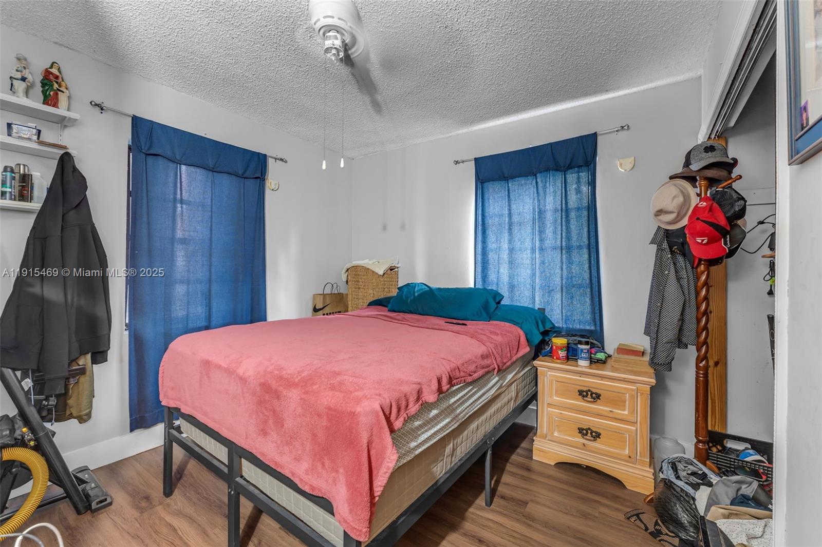 WESTWOOD LAKE 9TH ADDN - Residential