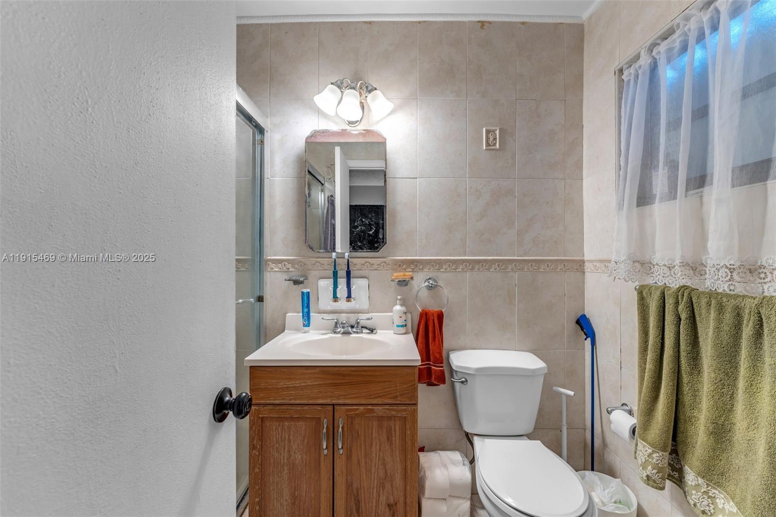 WESTWOOD LAKE 9TH ADDN - Residential